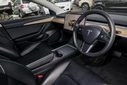 2022 Tesla Model 3 Rear-Wheel Drive