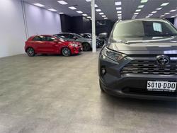 2022 Toyota RAV4 GXL