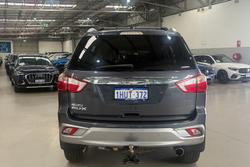 2018 Isuzu MU-X LS-T