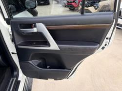 2019 Toyota Landcruiser VX