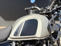 2022 Royal Enfield Himalayan E5 Base Himalayan Grey