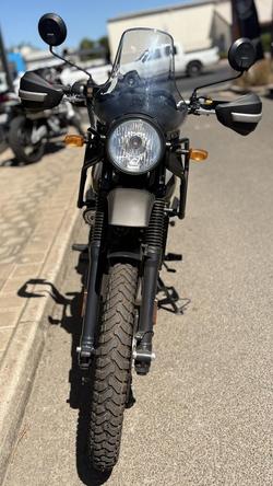 2022 Royal Enfield Himalayan E5 Base Himalayan Grey