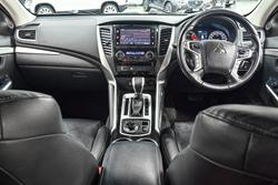 2019 Mitsubishi Pajero Sport Black Edition