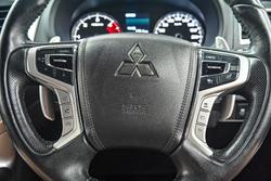 2019 Mitsubishi Pajero Sport Black Edition
