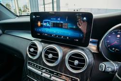 2021 Mercedes-Benz GLC-Class GLC300