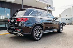 2021 Mercedes-Benz GLC-Class GLC300