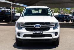 2025 Ford Everest Ambiente