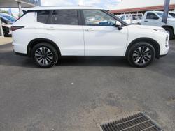 2025 Mitsubishi Outlander LS