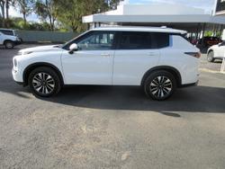 2025 Mitsubishi Outlander LS