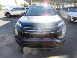 2025 Mitsubishi Outlander LS