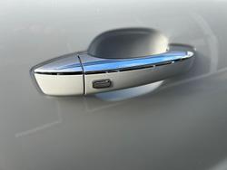 2022 MG HS Vibe SAS23 MY22 York White