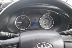 2018 Toyota Hilux SR (4x4)