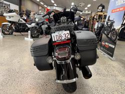 2025 Harley-Davidson Heritage Classic 117 (FLHC) Softail Black