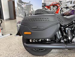 2025 Harley-Davidson Heritage Classic 117 (FLHC) Softail Black