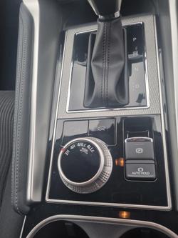 2025 Mitsubishi Pajero Sport GLS