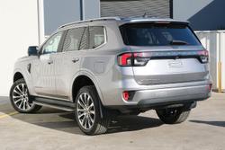 2024 Ford Everest Platinum