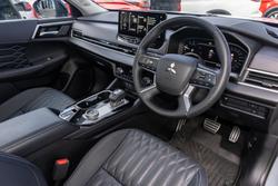 2025 Mitsubishi Outlander Exceed
