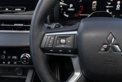 2025 Mitsubishi Outlander Exceed
