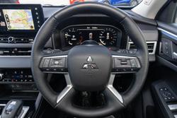 2025 Mitsubishi Outlander Exceed