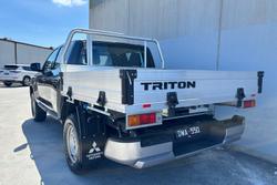 2025 Mitsubishi Triton GLX