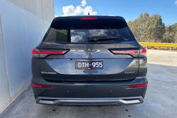 2025 Mitsubishi Outlander Exceed Tourer