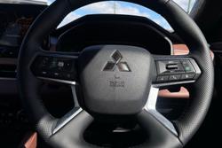 2025 Mitsubishi Outlander Exceed Tourer