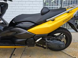 2009 YAMAHA TMAX 500 (XP500) Yellow