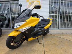 2009 YAMAHA TMAX 500 (XP500) Yellow