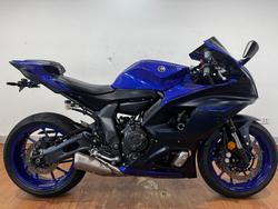 Yamaha YZF-R7LA