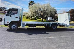 2025 Hino 300 Series 921 WHITE