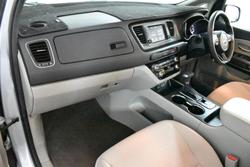 2018 Kia Carnival S