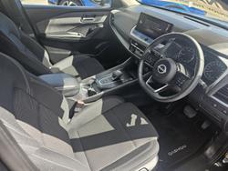 2025 Nissan QASHQAI ST-L