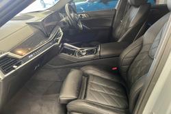 2023 BMW X6 xDrive40i M Sport