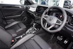 2025 Volkswagen T-Roc 140TSI R-Line