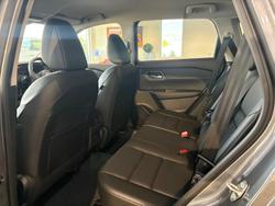 2025 Nissan X-TRAIL ST-L