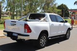 2017 Toyota Hilux SR5