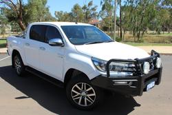2017 Toyota Hilux SR5