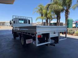 2013 Isuzu F Series FSS 550 4x4