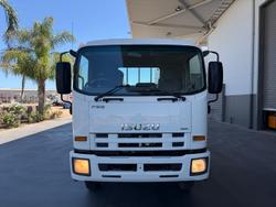 2013 Isuzu F Series FSS 550 4x4