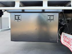 2013 Isuzu F Series FSS 550 4x4