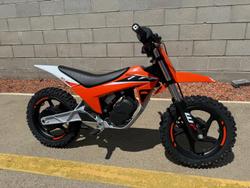 2025 KTM SX-E 2