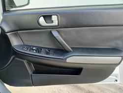 2006 Mitsubishi 380 SX DB Series 2 Platinum