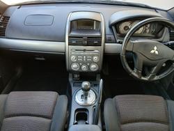 2006 Mitsubishi 380 SX DB Series 2 Platinum