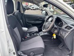 2021 Mitsubishi Triton GLX