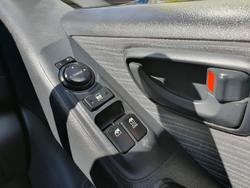 2013 Hyundai iLoad TQ2-V MY13 Creamy White