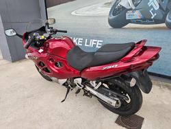 2006 Suzuki GSX750F Red
