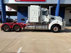 2010 Mack Superliner