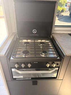 2025 New Age Caravans New Age Manta Ray 18 Expedition