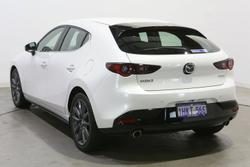 2021 Mazda 3 G20 Evolve