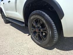 2023 Nissan Navara PRO-4X D23 MY23 4X4 Dual Range White Pearl